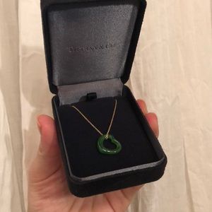 BRAND NEW NEVER WORN TIFFANY JADE NECKLACE